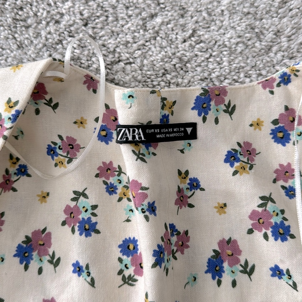 Zara Set - Picture 2 of 4